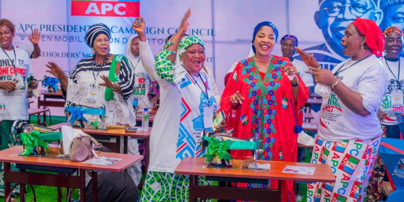 Hon. Gloria Akobundu congratulated the beneficiaries and urged them to put the empowerment tools to purposeful use